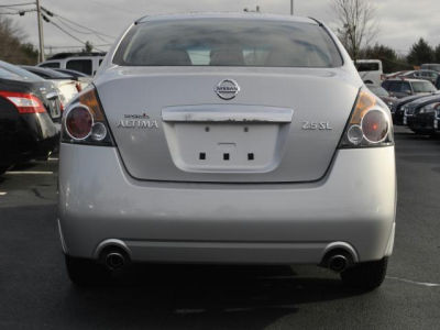 2011 Nissan Altima  2.5 SL