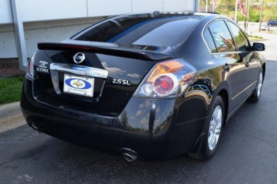 2010 Nissan Altima  2.5