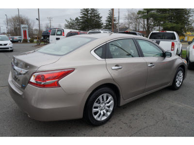 2013 Nissan Altima  2.5 S