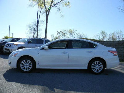 2013 Nissan Altima  2.5 S
