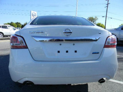 2013 Nissan Altima  2.5 S