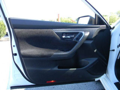 2013 Nissan Altima  2.5 S