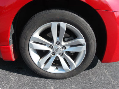 2010 Nissan Altima  2.5 S