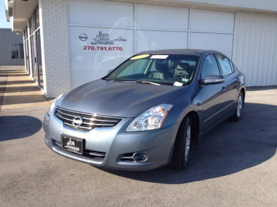 2010 Nissan Altima  2.5 SL