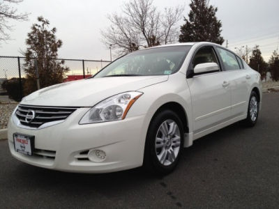 2010 Nissan Altima  2.5 SL