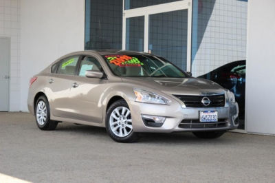 2013 Nissan Altima  2.5 S