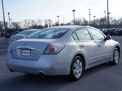 2012 Nissan Altima  2.5 S