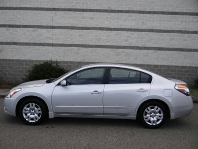 2012 Nissan Altima  2.5 S