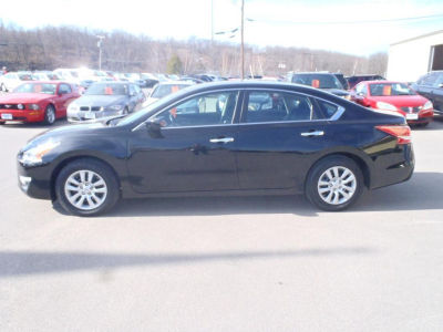 2013 Nissan Altima  2.5
