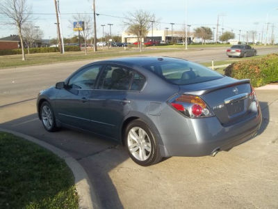 2012 Nissan Altima  3.5 SR