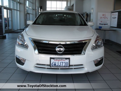 2013 Nissan Altima  2.5 S