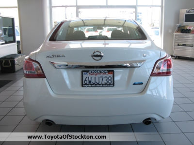2013 Nissan Altima  2.5 S