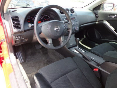 2012 Nissan Altima  2.5 S