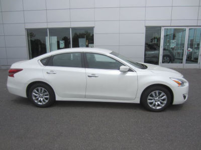 2013 Nissan Altima  2.5 S
