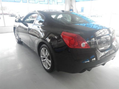 2011 Nissan Altima  3.5 SR