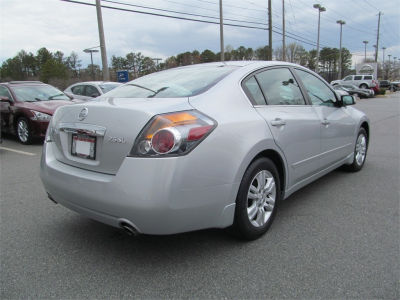 2010 Nissan Altima  2.5 SL