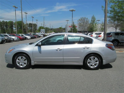 2010 Nissan Altima  2.5 S