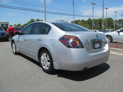 2010 Nissan Altima  2.5 S