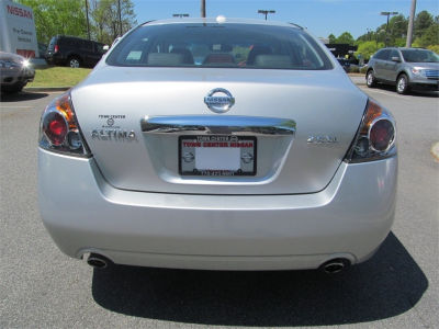 2010 Nissan Altima  2.5 S