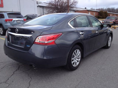 2013 Nissan Altima  2.5 S