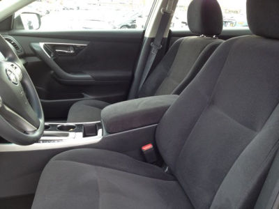 2013 Nissan Altima  2.5 S