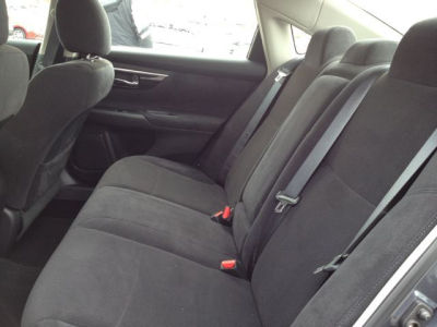 2013 Nissan Altima  2.5 S