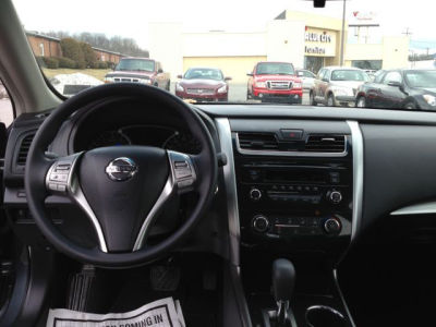 2013 Nissan Altima  2.5 S