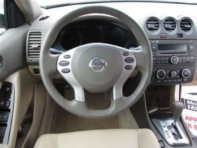 2011 Nissan Altima  2.5 SL