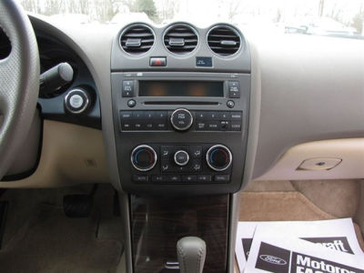 2011 Nissan Altima  2.5 SL