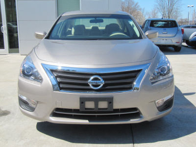 2013 Nissan Altima  S