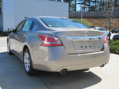 2013 Nissan Altima  S