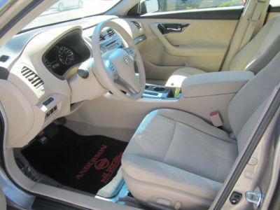 2013 Nissan Altima  S