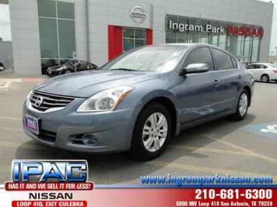 2011 Nissan Altima  2.5 SL