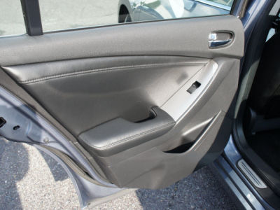 2010 Nissan Altima  2.5 SL
