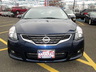 2010 Nissan Altima  3.5 SR