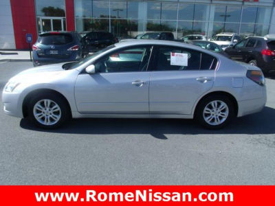 2012 Nissan Altima  2.5 S
