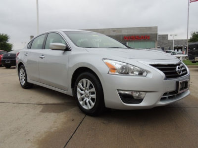 2013 Nissan Altima  2.5 S