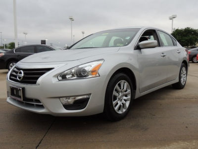 2013 Nissan Altima  2.5 S