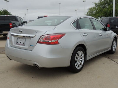 2013 Nissan Altima  2.5 S