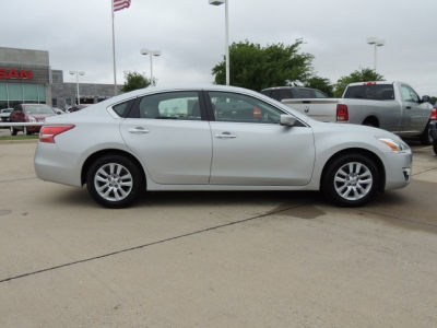 2013 Nissan Altima  2.5 S