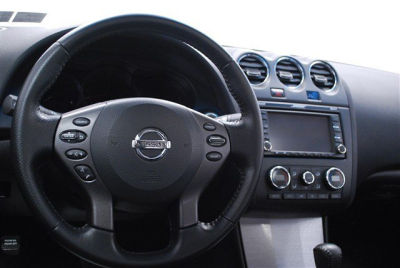 2010 Nissan Altima  2.5 SL NAV