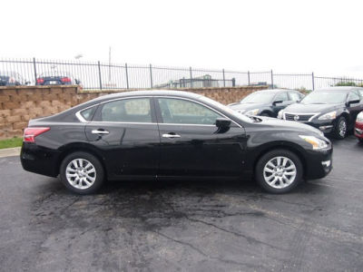 2013 Nissan Altima  2.5 S