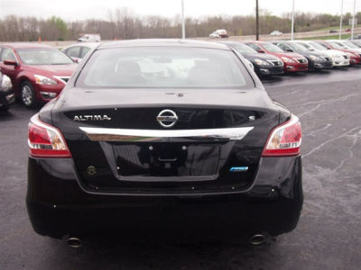 2013 Nissan Altima  2.5 S