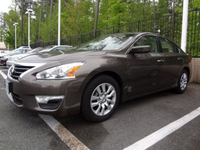2013 Nissan Altima  2.5 S