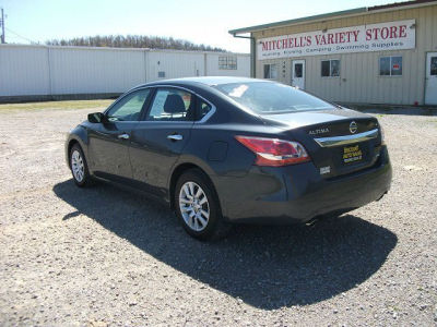 2013 Nissan Altima  2.5 S