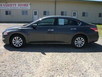 2013 Nissan Altima  2.5 S