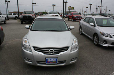2010 Nissan Altima  2.5 SL