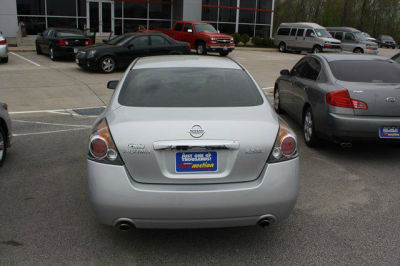 2010 Nissan Altima  2.5 SL