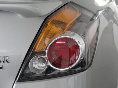 2011 Nissan Altima  3.5 SR