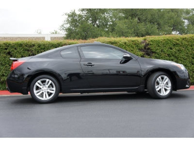 2010 Nissan Altima  2.5 S